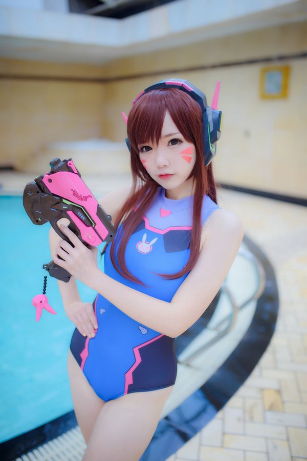 人气Coser@雪晴Astra D.Va水着 [30P/265MB]