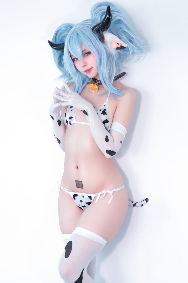 网红Coser@G44不会受伤 PA-15 奶牛 [15P/115MB]