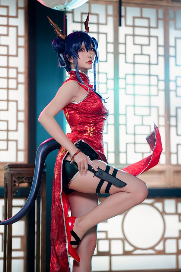 网红Coser@星之迟迟 明日方舟本 《Amazing Grace》电子版 [150P/677MB]