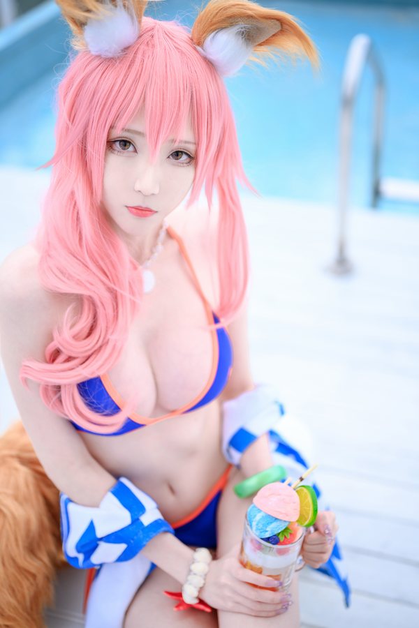 网红Coser@青青子JS 2021玉藻前高扬斯卡娅1号本 [48P/405MB]