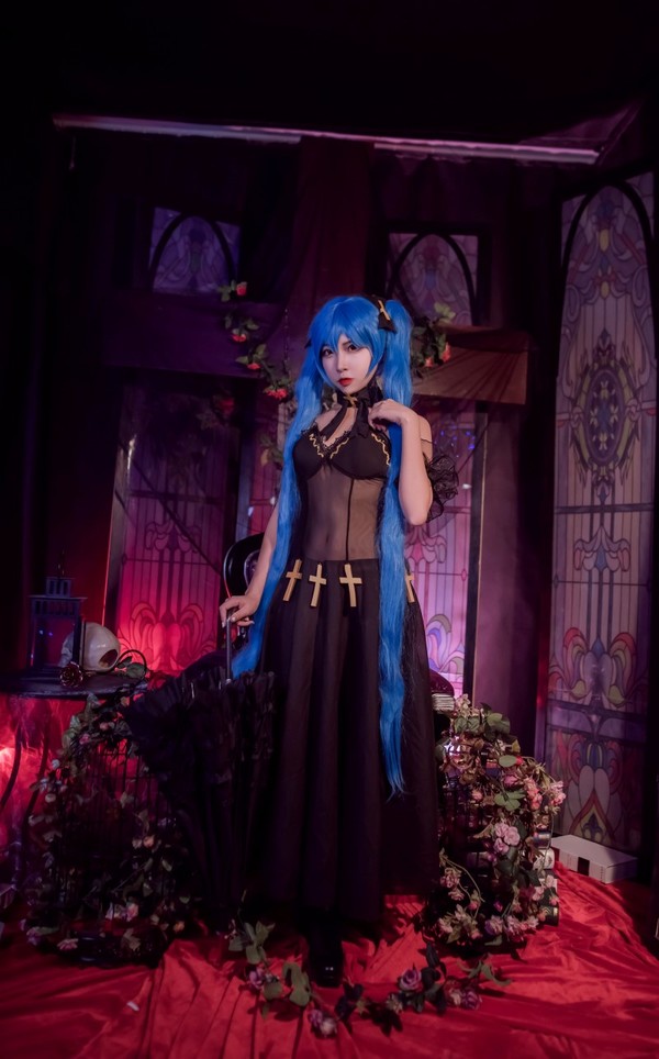 网红Coser@二佐Nisa 碧蓝航线 初音 [29P/47MB]