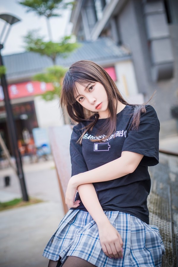 网红Coser@二佐Nisa 日常1 [32P/98MB]