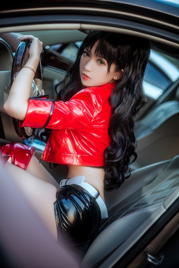 人气Coser@鳗鱼霏儿-赛车 [22P/399MB]