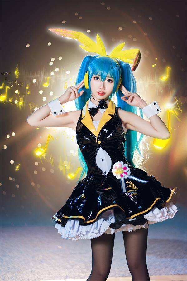 [Cosplay][面饼仙儿]初音Miku【19P/252M】