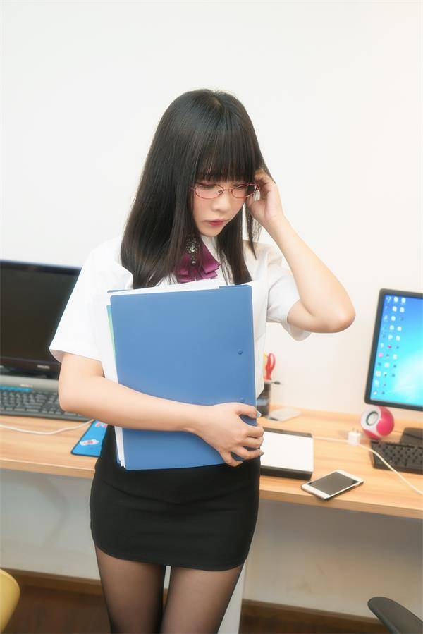 [Cosplay]銘銘Kizami 前辈S大课堂【47P/61M】