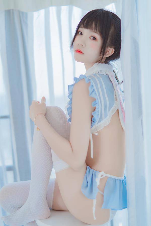 [Cosplay]桜桃喵 – 爱丽丝的兔子+特写