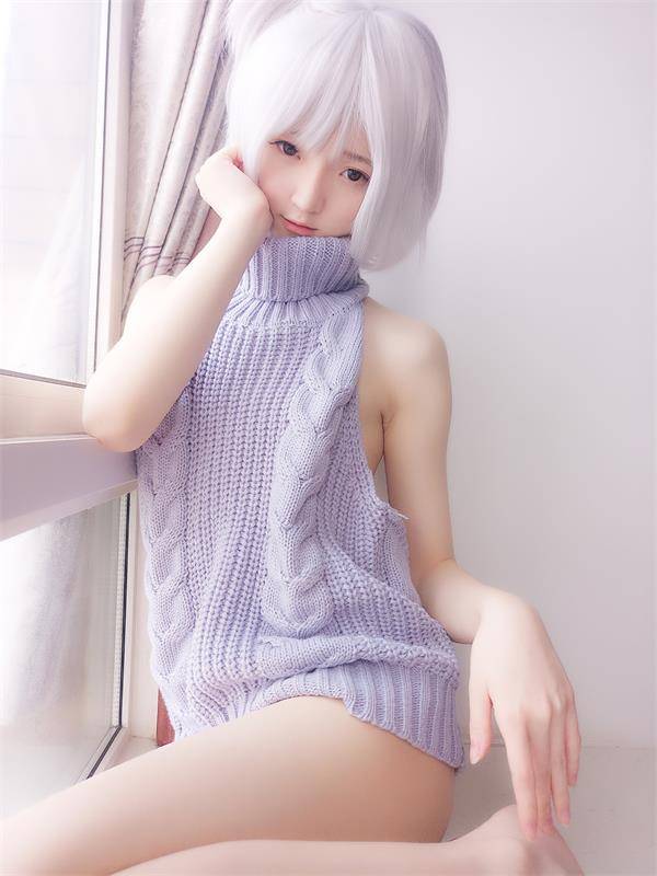 [Cosplay]一小央泽 – 高领毛衣