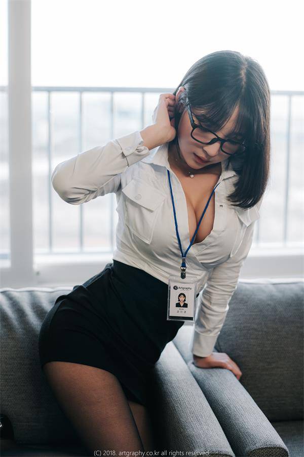 [Cosplay][ARTGRAVIA] VOL.042 巨乳少女姜仁卿 OL×女仆