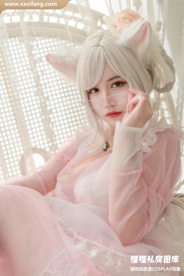 小仓千代w COSPLAY写真集《透明女仆粉色》超高清套图下载[24P/269M]