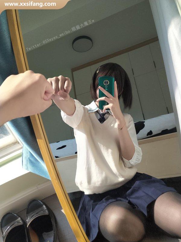 眼酱大魔王w COSPLAY写真集《小学妹》超高清套图下载[35P/151M]