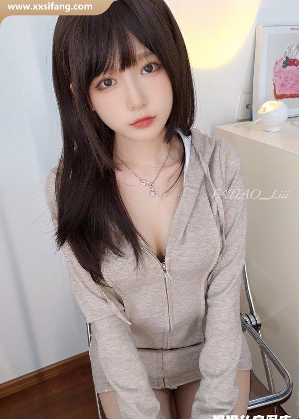 迷之呆梨 COSPLAY写真集《2023年02月 Fantia会员订阅合集》超高清套图下载[180P+3V/434M]