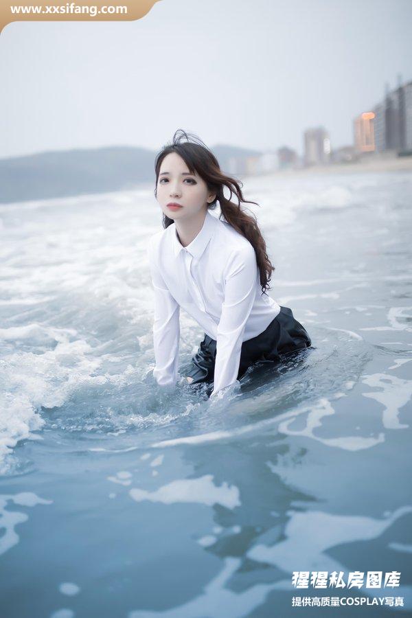 疯猫ss COSPLAY写真集《海滩蓝色》超高清套图下载[28P/190M]