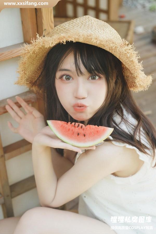 贰加六 COSPLAY写真集《夏日少女与西瓜》超高清套图下载[38P/141M]