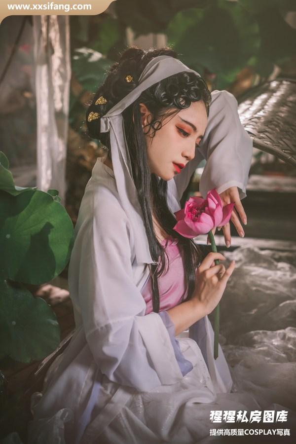 贰加六 COSPLAY写真集《&兔子不吃胡萝卜Zzz》超高清套图下载[31P/316M]