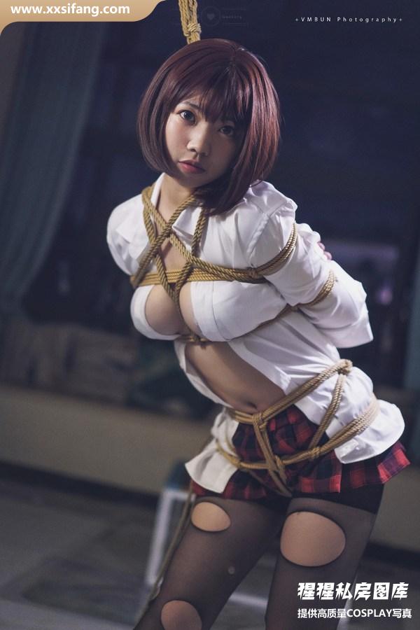 啊日日_Ganlory COSPLAY写真集《吊挂式后辈》超高清套图下载[27P/175M]