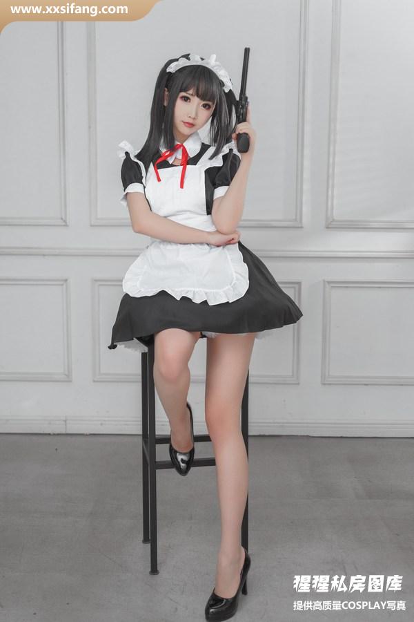 面饼仙儿写真集《左轮女仆》高清套图下载