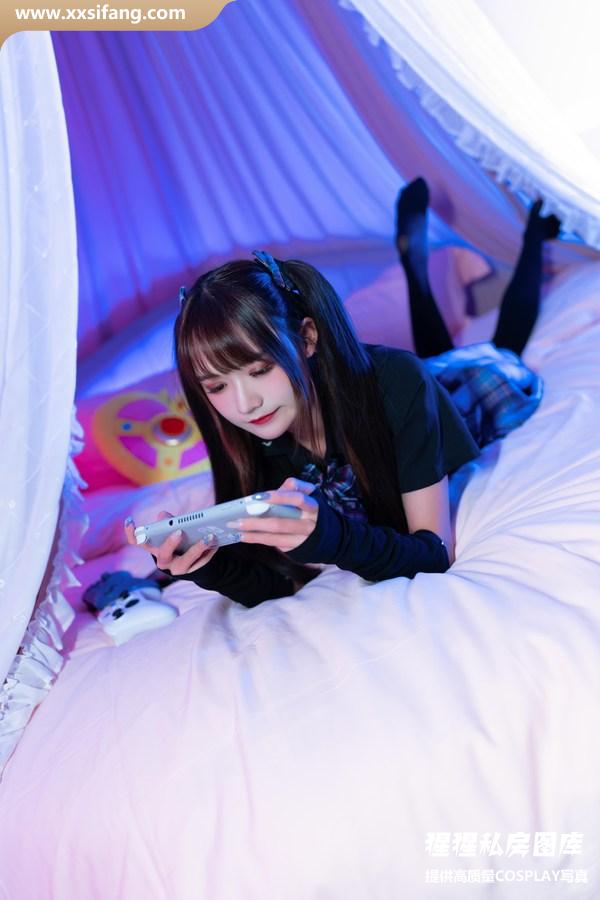 兔子Zzz不吃胡萝卜写真集《电竞少女》高清套图下载[21P]