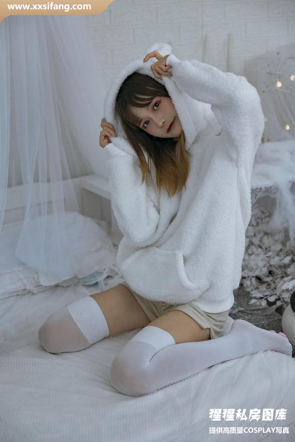 兔子Zzz不吃胡萝卜写真集《温馨少女与宠物们》高清套图下载[23P]