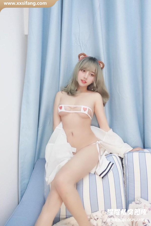 过期米线线喵写真集《白色耳兽》高清套图下载[18P]