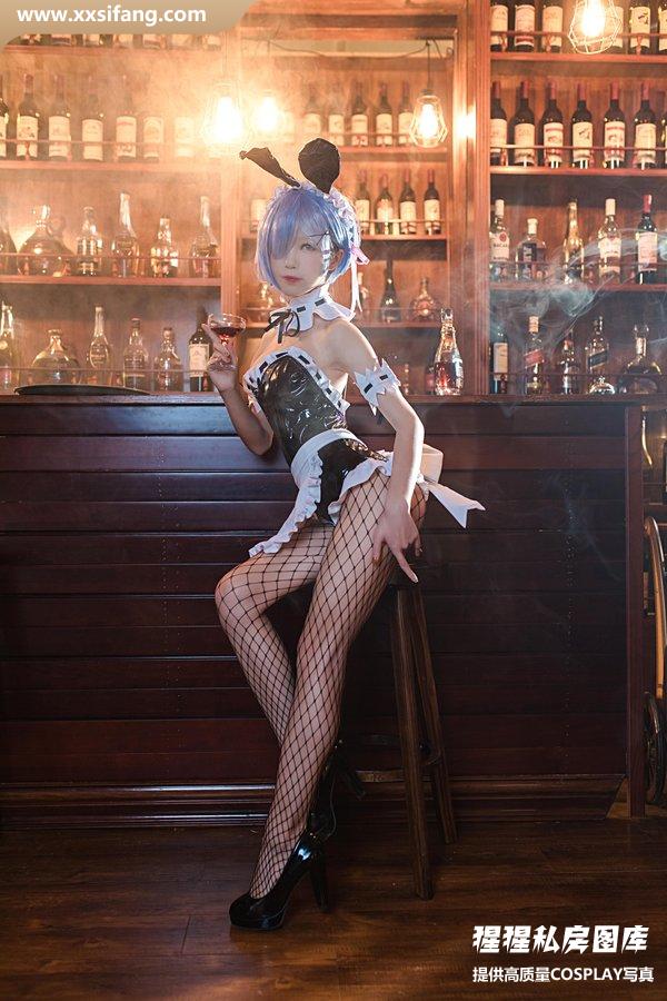 水淼aqua写真集《蕾姆 兔女郎》高清套图下载[16P]