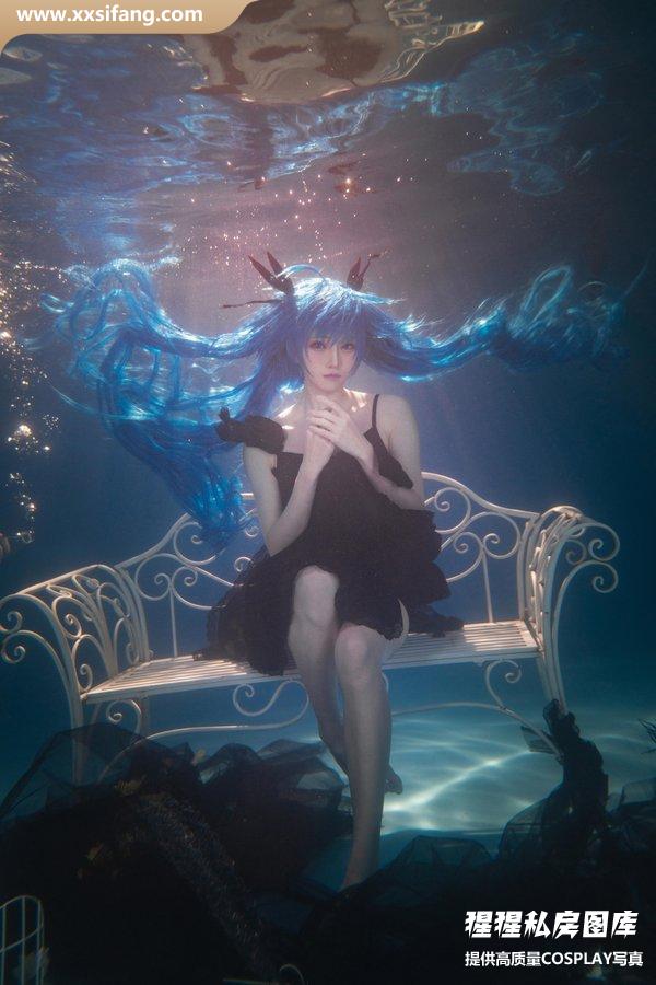 Kitaro_绮太郎写真集《初音miku4》高清套图下载[18P]