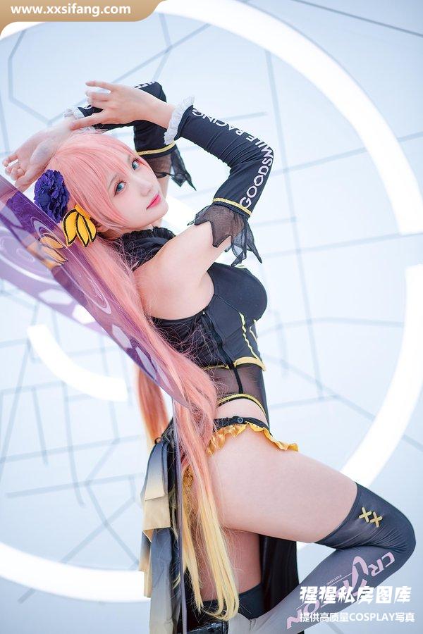 瓜希酱写真集《LUKA 赛车》高清套图下载[22P]