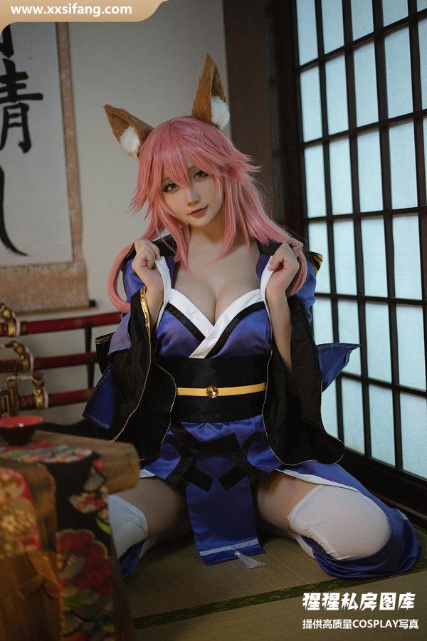 星之迟迟写真集《玉藻前忠犬蓄势待发》高清套图下载[25P]