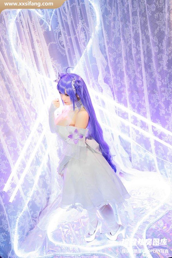 星之迟迟写真集《纯白と漆黑 独角兽》高清套图下载[24P]