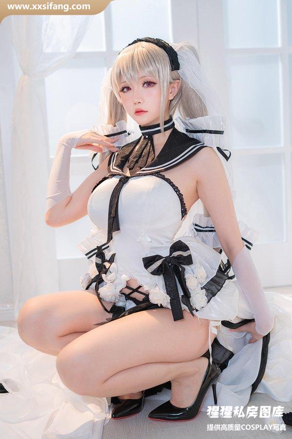 星之迟迟写真集《纯白と漆黑 可畏》高清套图下载[20P]