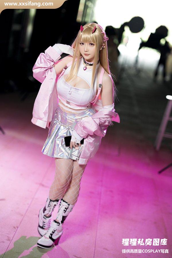 星之迟迟写真集《4月计划 延期补偿 毒蛇赠品》高清套图下载[34P]