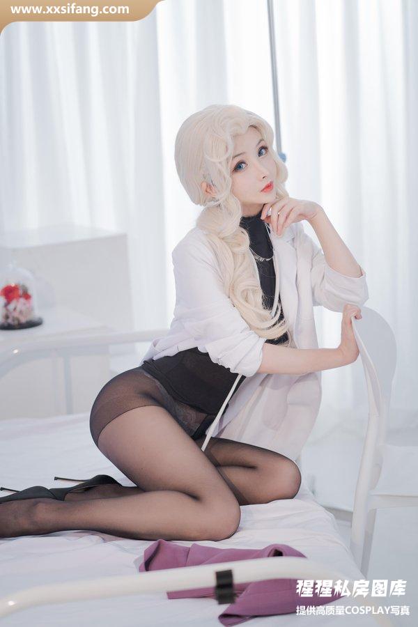 rioko凉凉子写真集《rioko 透视装的校医大姐姐》高清套图下载[48P]