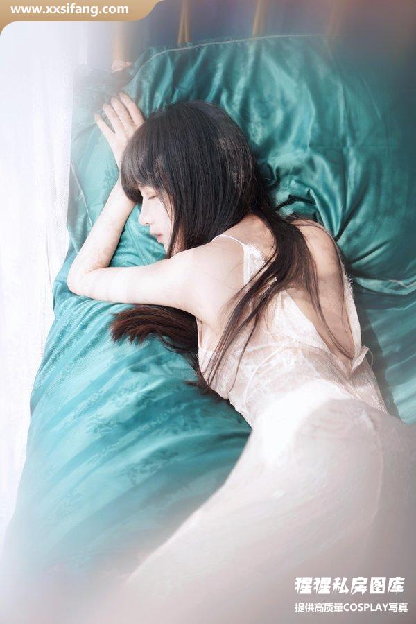 Shika小鹿鹿写真集《西瓜写真》高清套图下载[39P]