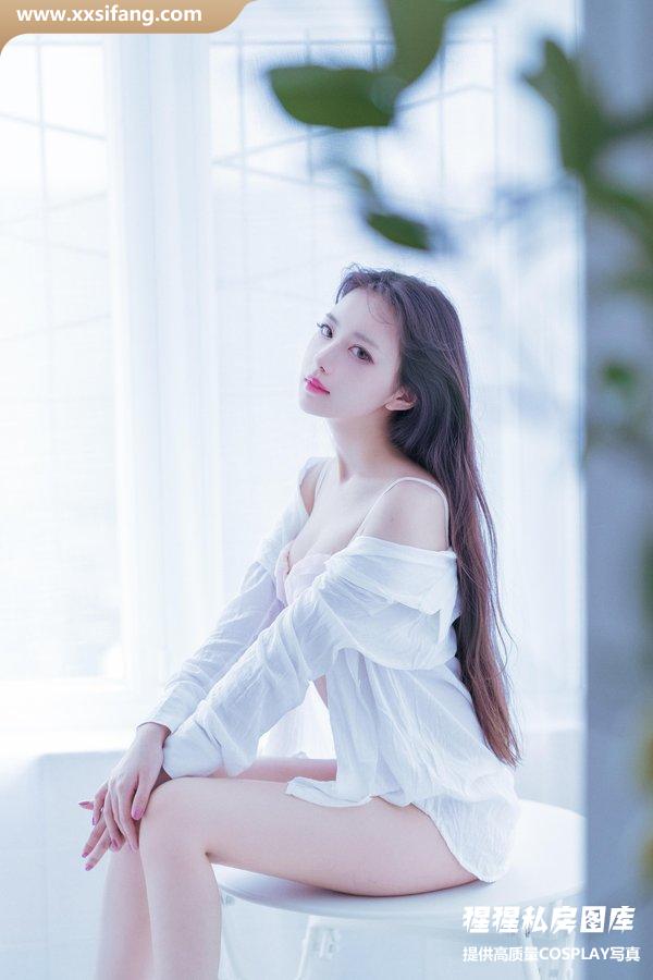 Shika小鹿鹿写真集《白衬衣》高清套图下载[13P]