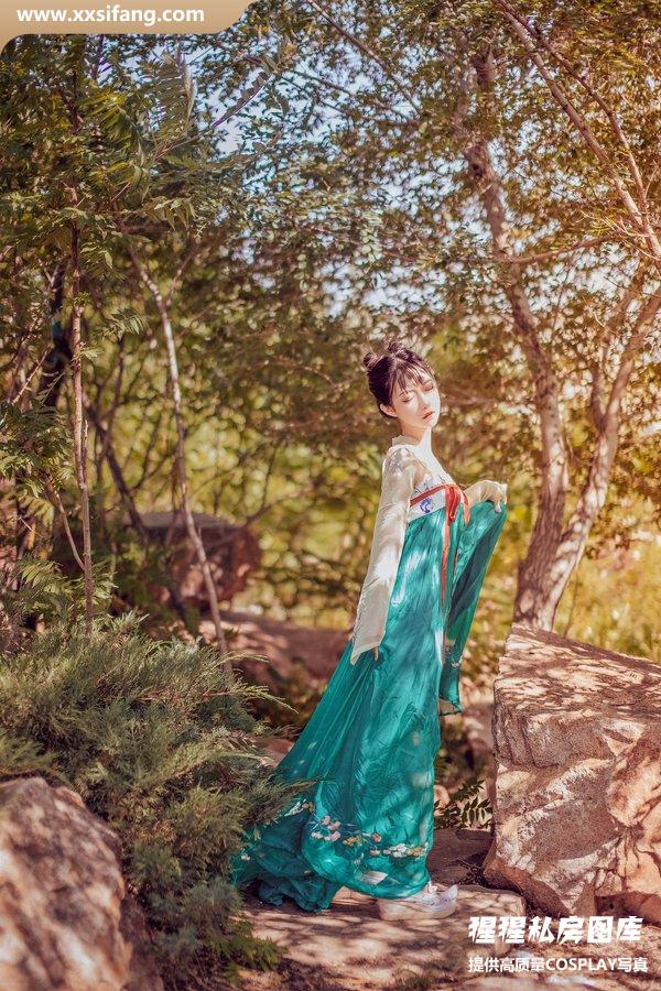 Shika小鹿鹿写真集《中秋》高清套图下载[18P]