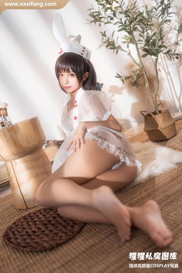 蠢沫沫写真集《透明护士》高清套图下载[60P]