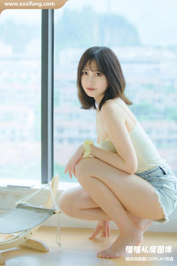 念雪ww写真集《夏日柠檬》高清套图下载[32P]