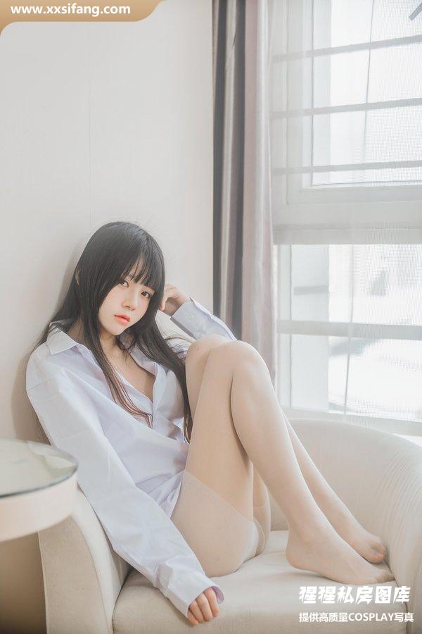 桜桃喵写真集《(No.007) 白衬衫散发》高清套图下载[49P]