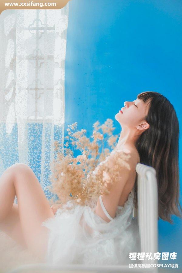 桜桃喵写真集《(No.085) 小少女 少女私房》高清套图下载[50P]