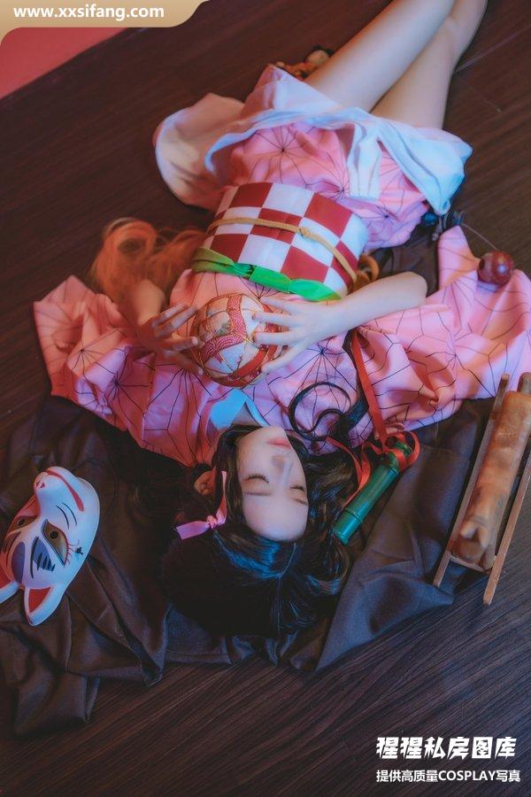 桜桃喵写真集《(No.108) 灶门祢豆子》高清套图下载[21P]