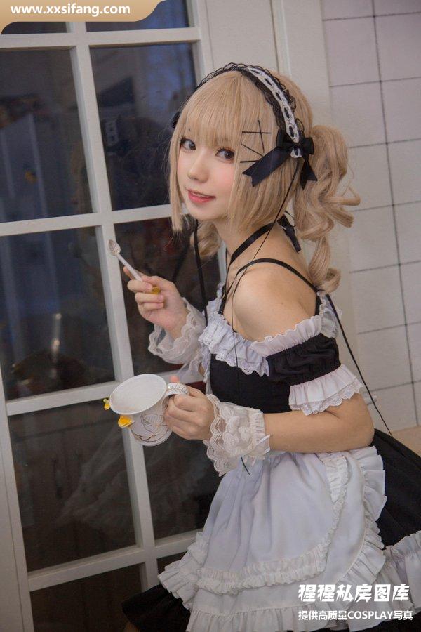 花柒Hana写真集《女仆》高清套图下载[9P]