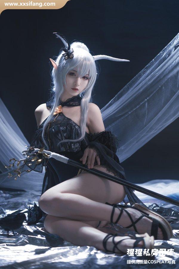 铁板烧鬼舞w写真集《闪灵》高清套图下载[18P]