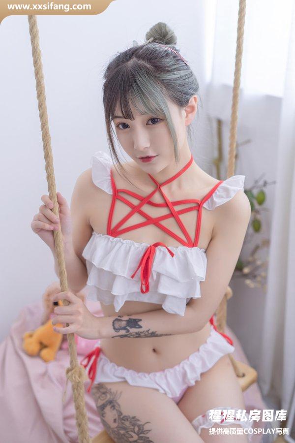 铁板烧鬼舞w写真集《铁板烧 泳装》高清套图下载[20P]