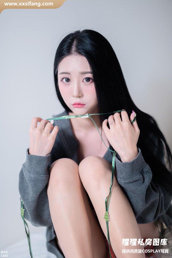 Bomi写真集《 Christmas with my + Lover》高清套图下载[146P]