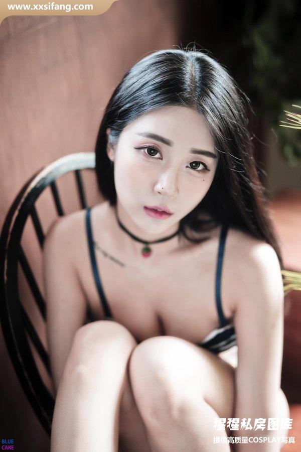 Bomi写真集《(보미) – Pure Love》高清套图下载[109P]