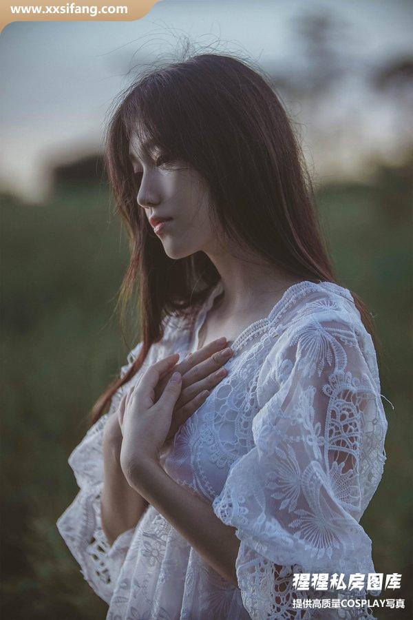 南桃Momoko写真集《私房》高清套图下载[25P]