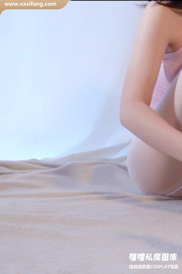 森萝财团视频《JKFUN-乳霜按摩 2-小夜》高清视频下载[1V]