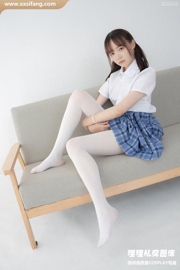 森萝财团写真集《JKFUN-百圆定制 1-Aika》高清套图下载[25P+1V]
