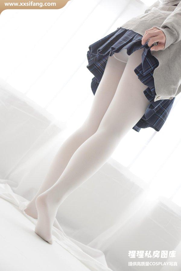 森萝财团写真集《R15-047》高清套图下载[114P]