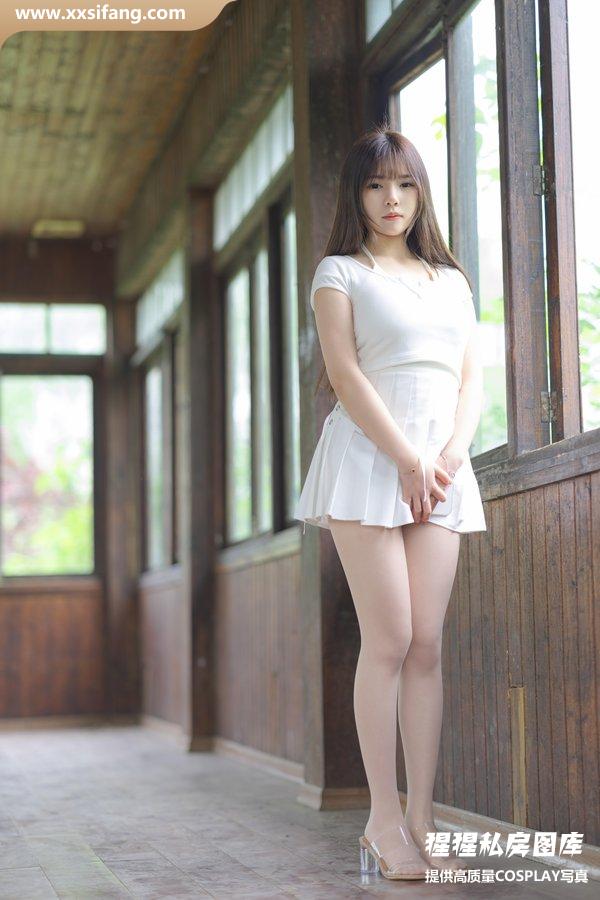森萝财团写真集《晴涩-01E》高清套图下载[109P+1V]